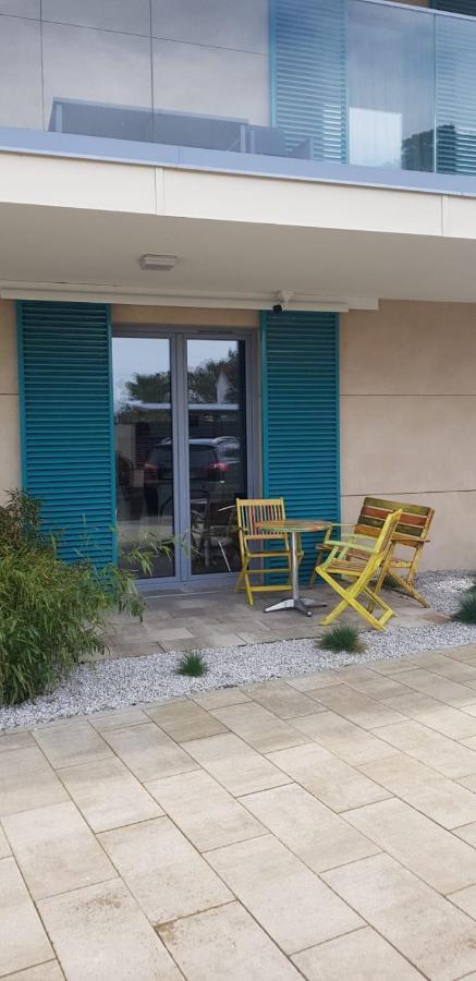 Uroczy Apartament Happy 01 Z Widokowym Tarasen Na Dachu - Tuz Przy Plazy !!! Niechorze Ngoại thất bức ảnh