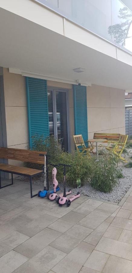 Uroczy Apartament Happy 01 Z Widokowym Tarasen Na Dachu - Tuz Przy Plazy !!! Niechorze Ngoại thất bức ảnh